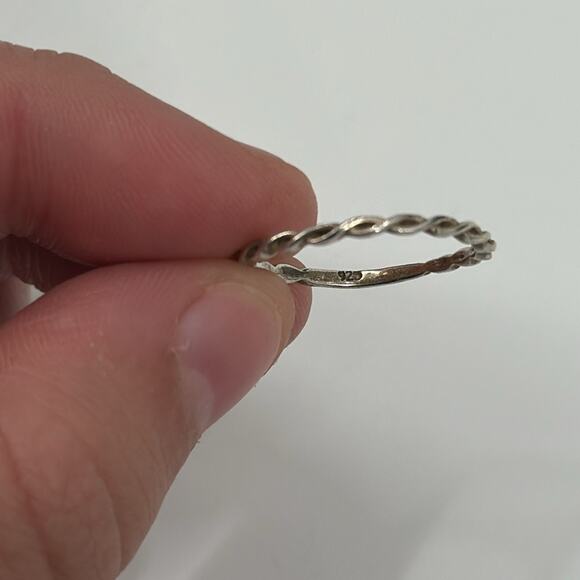 Sterling silver stackable ring size 6.5 - Picture 4 of 5